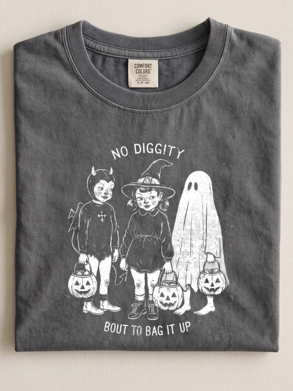 Comfort Colors No Diggity Halloween Tee, Bout To Bag It Up